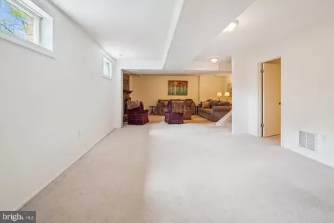 1316 Ozkan St, Mclean, VA 22101 photo 44