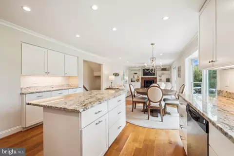 1316 Ozkan St, Mclean, VA 22101 photo 20