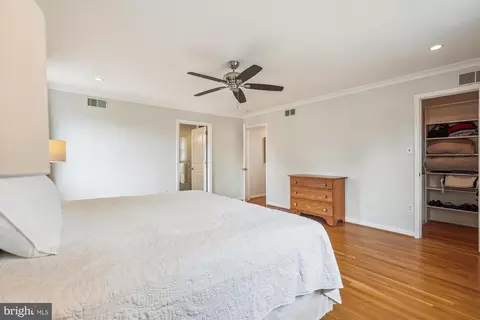 1316 Ozkan St, Mclean, VA 22101 photo 30