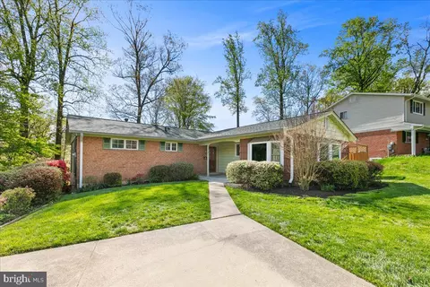 5517 Southampton Dr, Springfield, VA 22151 photo 2
