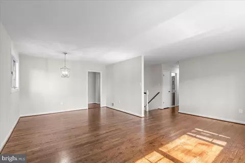 5517 Southampton Dr, Springfield, VA 22151 photo 10