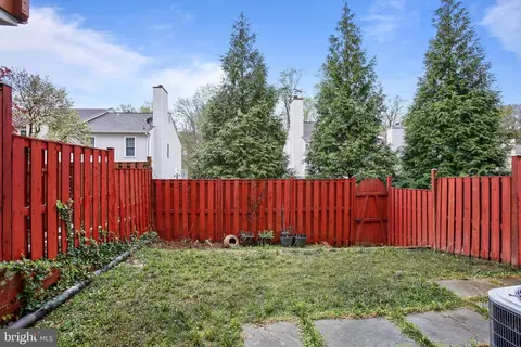 Exterior - 8012 Readington Ct, Springfield, VA 22152 photo 2 of 2
