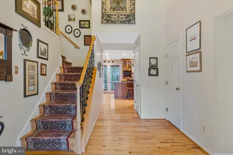 Entry Way - 2301 Noble Victory Ct, Reston, VA 20191 photo 4 of 6