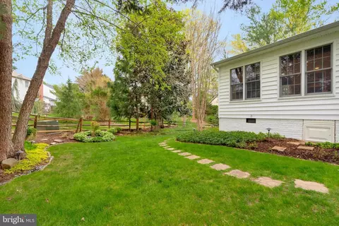 Exterior - 2301 Noble Victory Ct, Reston, VA 20191 photo 7 of 9