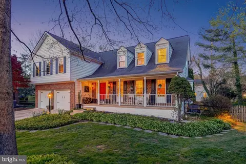 Exterior - 2301 Noble Victory Ct, Reston, VA 20191 photo 2 of 9