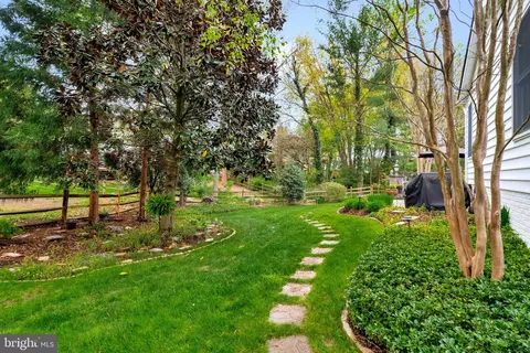 Exterior - 2301 Noble Victory Ct, Reston, VA 20191 photo 6 of 9