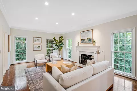 7900 Old Cedar Ct, Mclean, VA 22102 photo 7