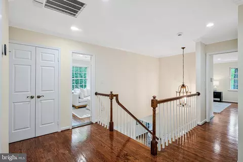 7900 Old Cedar Ct, Mclean, VA 22102 photo 22