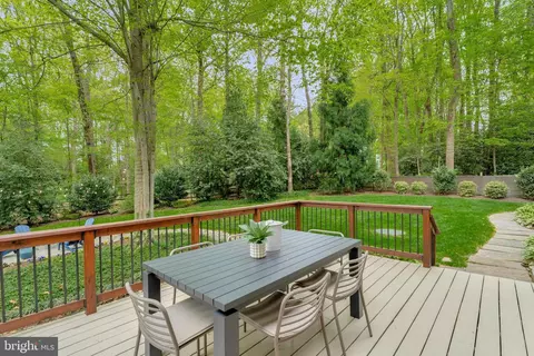 7900 Old Cedar Ct, Mclean, VA 22102 photo 15