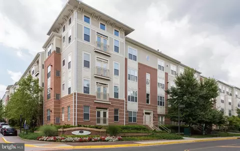 9490 Virginia Center Blvd #330, Vienna, VA 22181