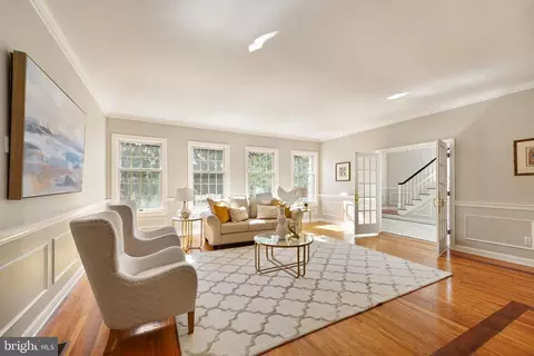 Living - 1501 Mclean Corner Ln, Mclean, VA 22101 photo 2 of 5