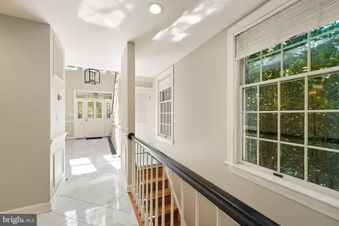 Entry Way - 1501 Mclean Corner Ln, Mclean, VA 22101 photo 5 of 6