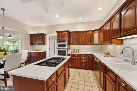 Kitchen - 1501 Mclean Corner Ln, Mclean, VA 22101 photo 3 of 3