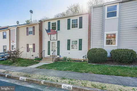 5542 Hollins Ln, Burke, VA 22015