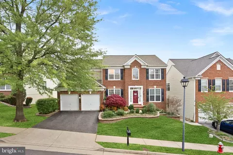 8192 Douglas Fir Dr, Lorton, VA 22079