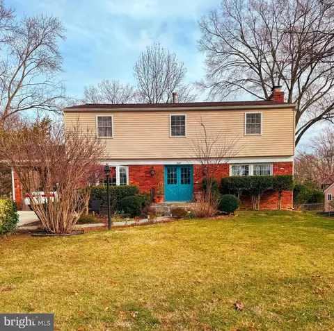 8647 Braddock Ave, Alexandria, VA 22309