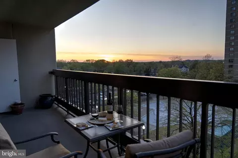 5501 Seminary Rd #514S, Falls Church, VA 22041