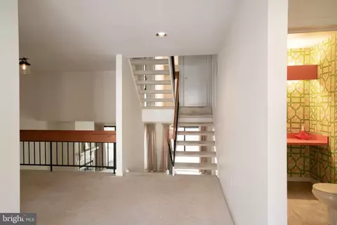 Entry Way - 11681 Newbridge Ct, Reston, VA 20191 photo 1 of 4