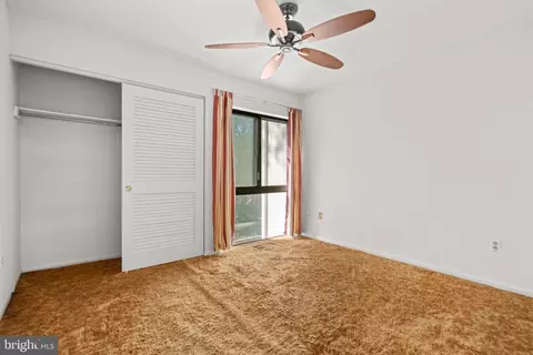 Bedroom - 11681 Newbridge Ct, Reston, VA 20191 photo 2 of 19
