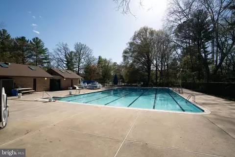 Exterior - 11681 Newbridge Ct, Reston, VA 20191 photo 5 of 5