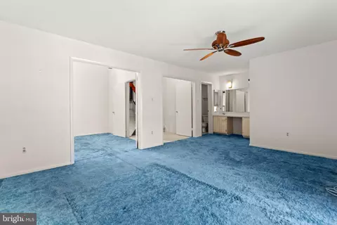 Bedroom - 11681 Newbridge Ct, Reston, VA 20191 photo 8 of 19