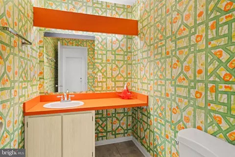 Bath - 11681 Newbridge Ct, Reston, VA 20191 photo 1 of 4