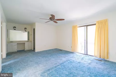 Bedroom - 11681 Newbridge Ct, Reston, VA 20191 photo 19 of 19