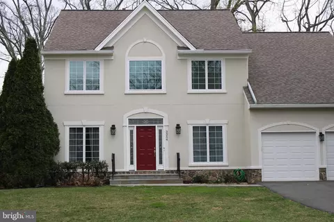 3354 Roundtree Estates Ct, Falls Church, VA 22042