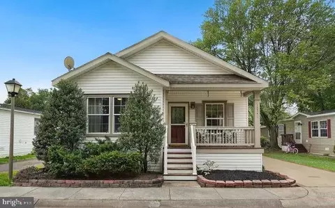 14542 Iberia Cir, Chantilly, VA 20151