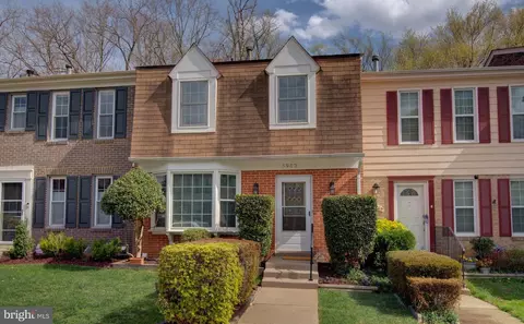 5903 Kara Pl, Burke, VA 22015