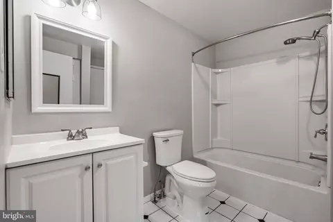 8663 Maple Glen Ct, Springfield, VA 22153 photo 18