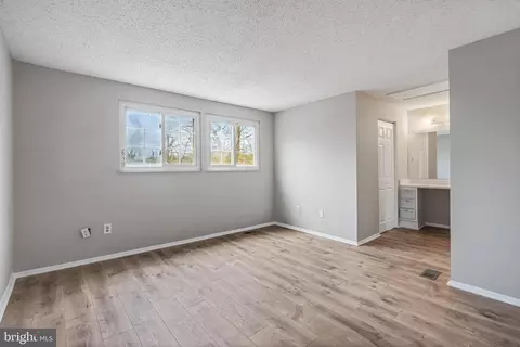 8663 Maple Glen Ct, Springfield, VA 22153 photo 21