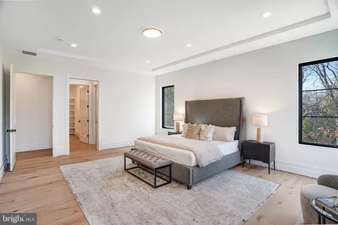 Bedroom - 3946 N Dumbarton St, Mclean, VA 22101 photo 2 of 12