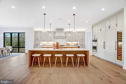 Kitchen - 3946 N Dumbarton St, Mclean, VA 22101 photo 1 of 2