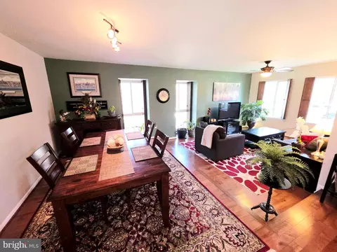 2032 Swans Neck Way, Reston, VA 20191 photo 8