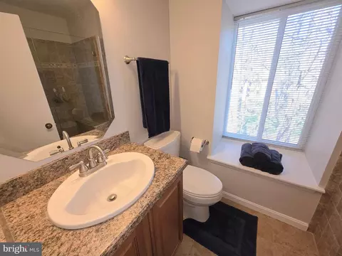 2032 Swans Neck Way, Reston, VA 20191 photo 18