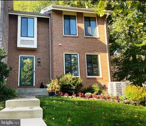 2032 Swans Neck Way, Reston, VA 20191