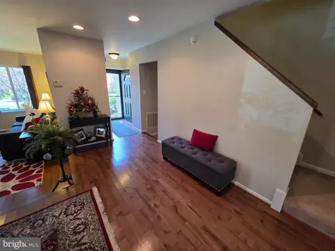 2032 Swans Neck Way, Reston, VA 20191 photo 6