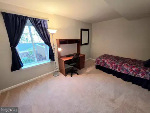 2032 Swans Neck Way, Reston, VA 20191 photo 28