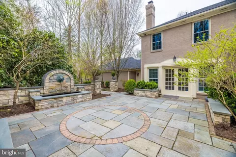 8023 Old Dominion Dr, Mclean, VA 22102 photo 23