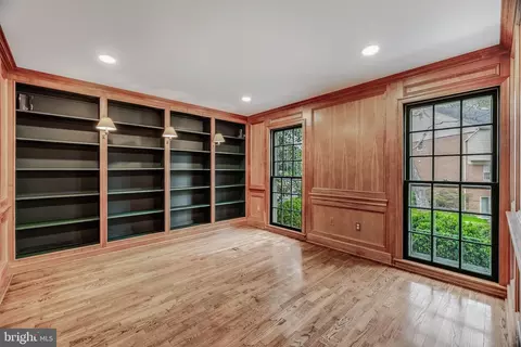 8023 Old Dominion Dr, Mclean, VA 22102 photo 16