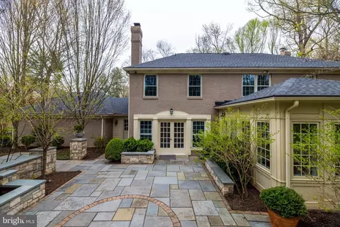 8023 Old Dominion Dr, Mclean, VA 22102 photo 24