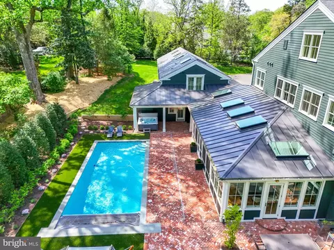 Other - 827 Turkey Run Rd, Mclean, VA 22101 photo 1 of 2