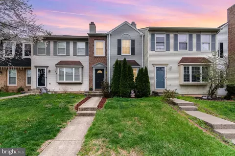 14505 Castleford Ct, Centreville, VA 20121