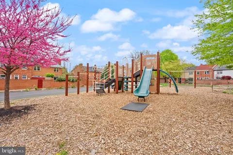 6026 Queenston St, Springfield, VA 22152 photo 51