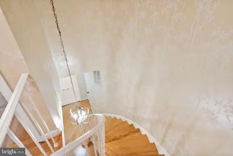 6026 Queenston St, Springfield, VA 22152 photo 20