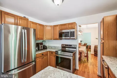 6961 Conservation Dr, Springfield, VA 22153 photo 27