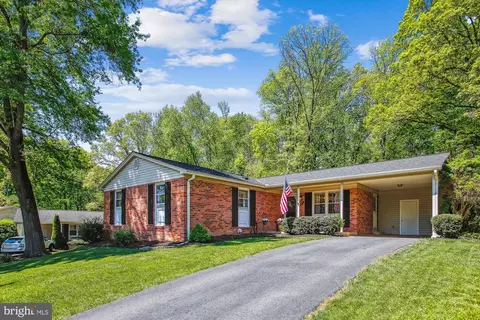 6961 Conservation Dr, Springfield, VA 22153 photo 3