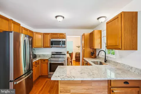 6961 Conservation Dr, Springfield, VA 22153 photo 28