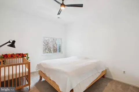 Bedroom - 1925 B Villaridge Dr, Reston, VA 20191 photo 1 of 1